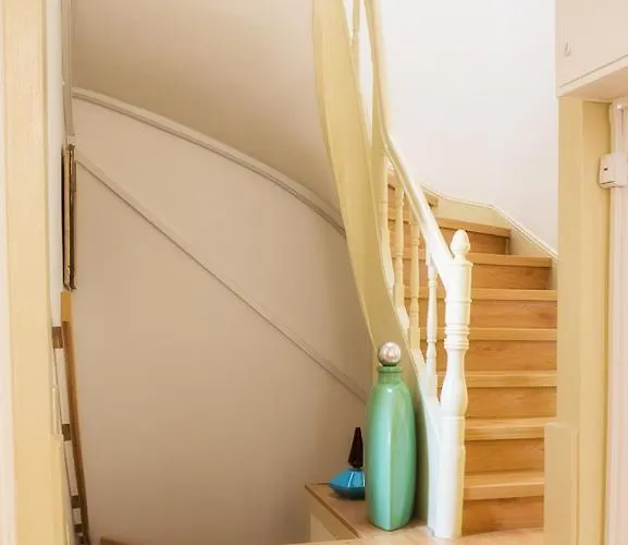 Hostal Olive Street House *