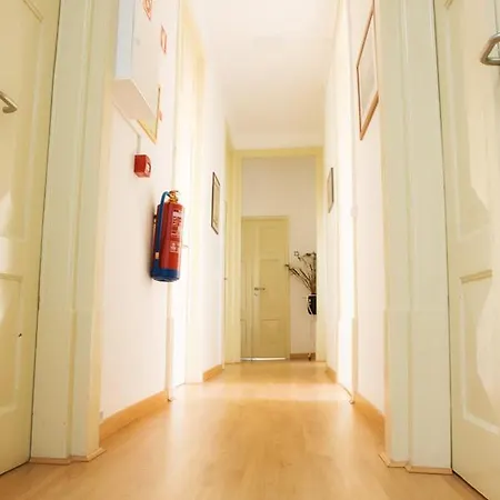 호스텔 Olive Street House *
